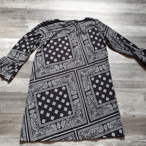 🤑 B&K tounic, black and white, medium - Picture 2 of 4